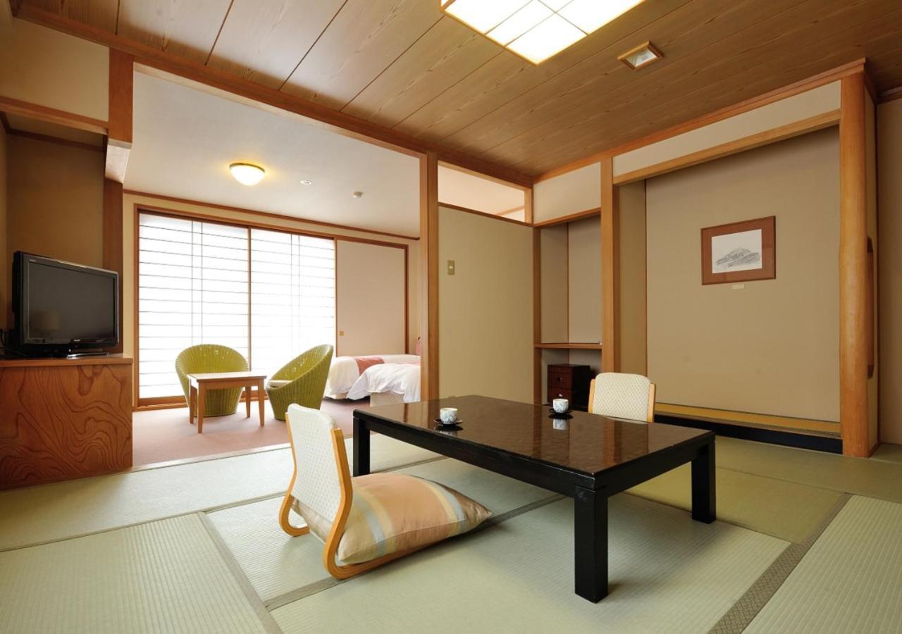 Uematsuya Hotel Ueda Exterior foto