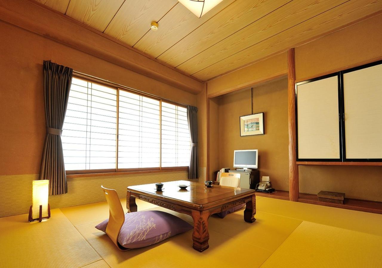 Uematsuya Hotel Ueda Exterior foto
