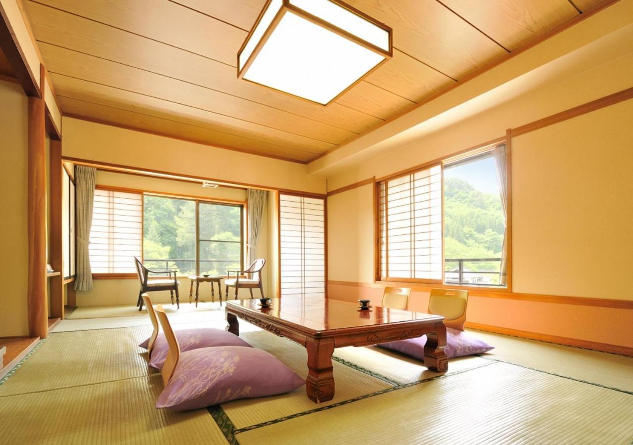 Uematsuya Hotel Ueda Exterior foto